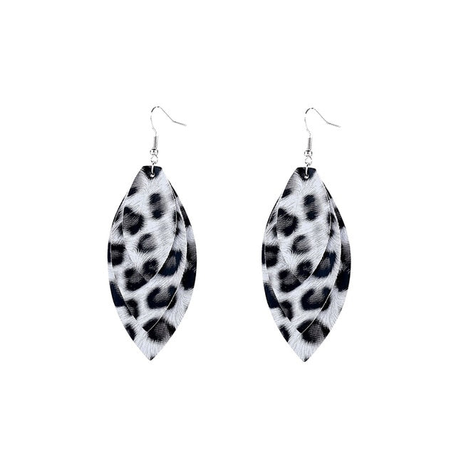 Retro Leopard Dangle Earrings