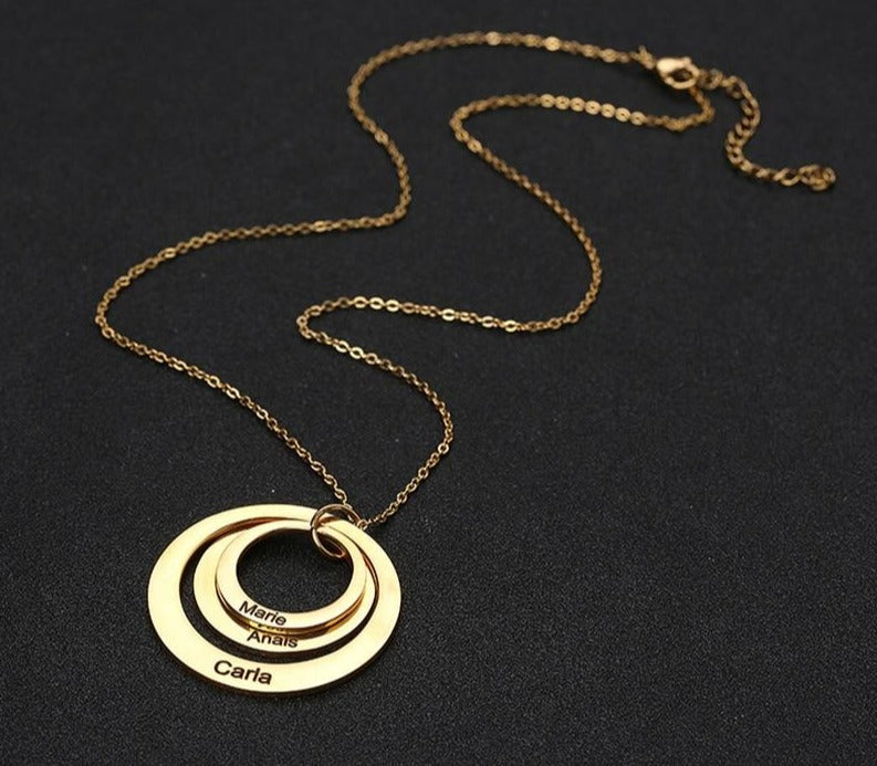 Personalized 18K Gold Necklace
